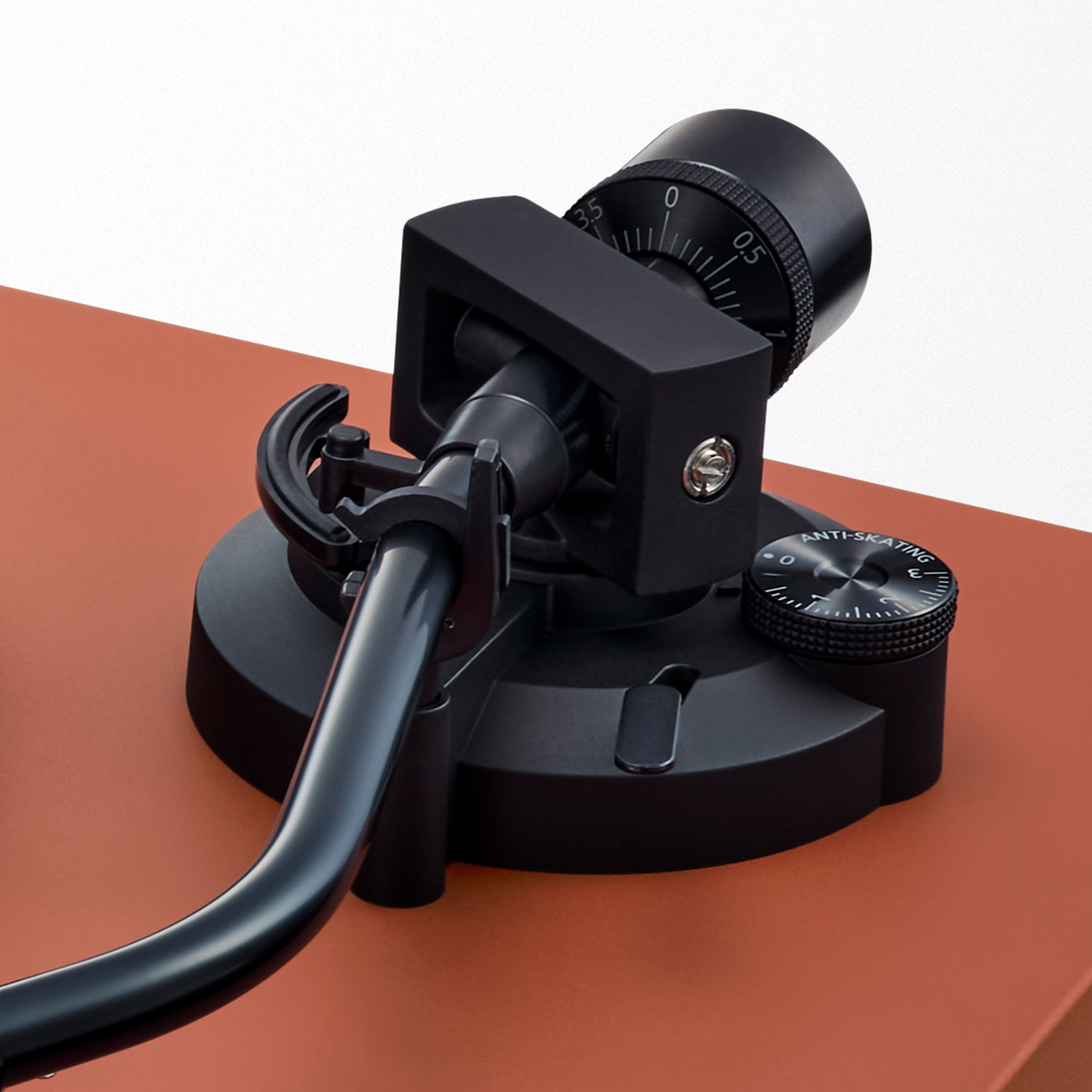 Technics SL-40CBTE-T Technics SL-40CBT gramofon z napędem bezpośrednim (Bluetooth, bezrdzeniowy system silnika, kompaktowa konstrukcja, ramię w kształcie litery S), brązowy 7 Technics SL-40CBTE-T ast 2917945.jpg.pub