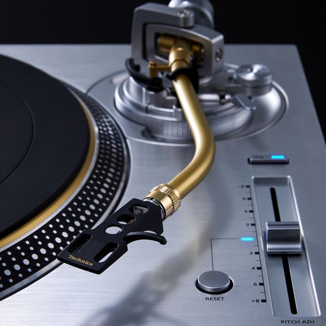 Technics SL-1200GMEES Technics SL-1200GME gramofon z napędem bezpośrednim (konstrukcja antywibracyjna, wysoka czułość ruchu początkowego, stabilne obroty)), srebrny 4 Technics SL-1200GMEES ast 3006745 1