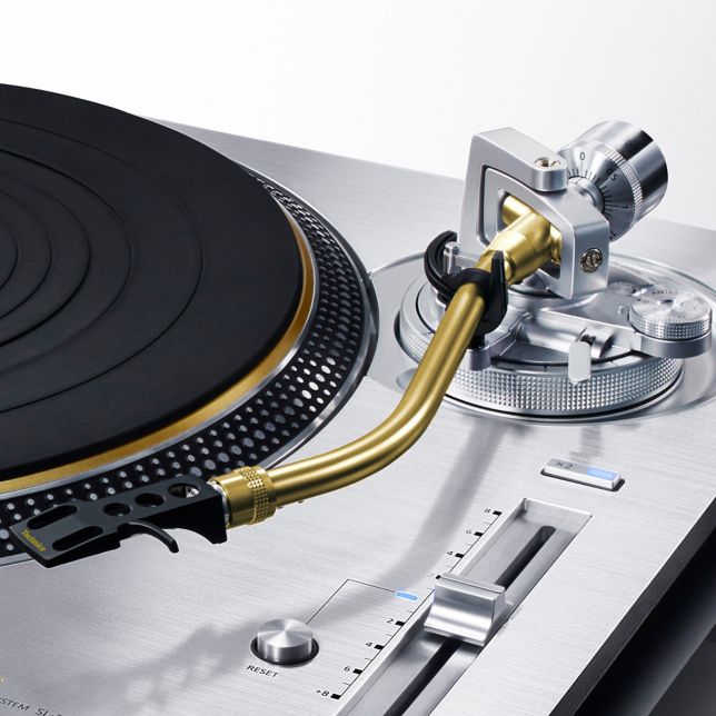 Technics SL-1200GMEES Technics SL-1200GME gramofon z napędem bezpośrednim (konstrukcja antywibracyjna, wysoka czułość ruchu początkowego, stabilne obroty)), srebrny 12 Technics SL-1200GMEES ast 3006752 1