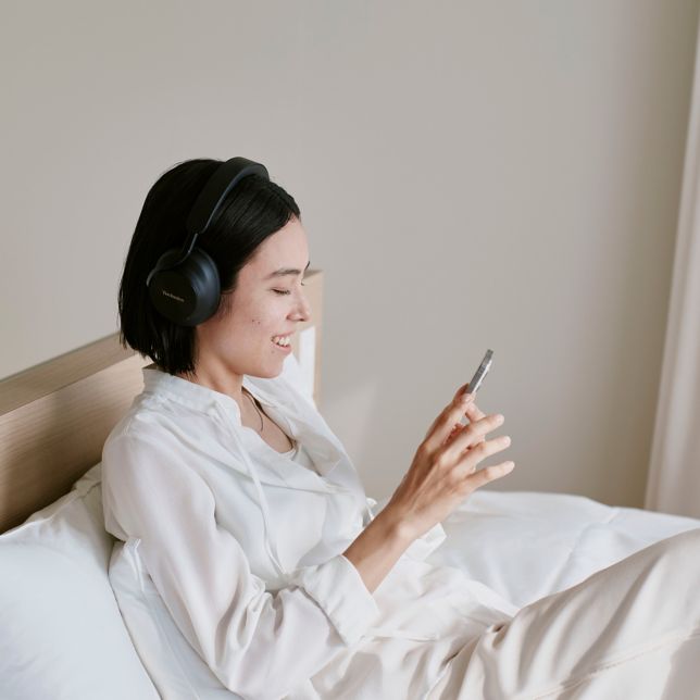 Technics EAH-A1000E-S Technics EAH-A1000 bezprzewodowe słuchawki z adaptacyjną redukcją szumów ANC (parowanie wielopunktowe Bluetooth, LDAC, do 45H pracy z ANC), srebrne 25 Kształtowanie wiązki AI