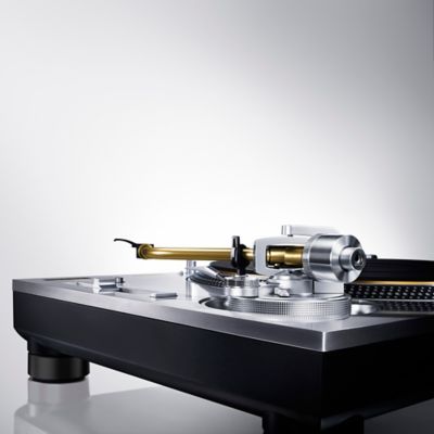 Technics SL-1200GMEES Technics SL-1200GME gramofon z napędem bezpośrednim (konstrukcja antywibracyjna, wysoka czułość ruchu początkowego, stabilne obroty)), srebrny 25 Technics SL-1200GMEES sl 1200gme gallery 02 1